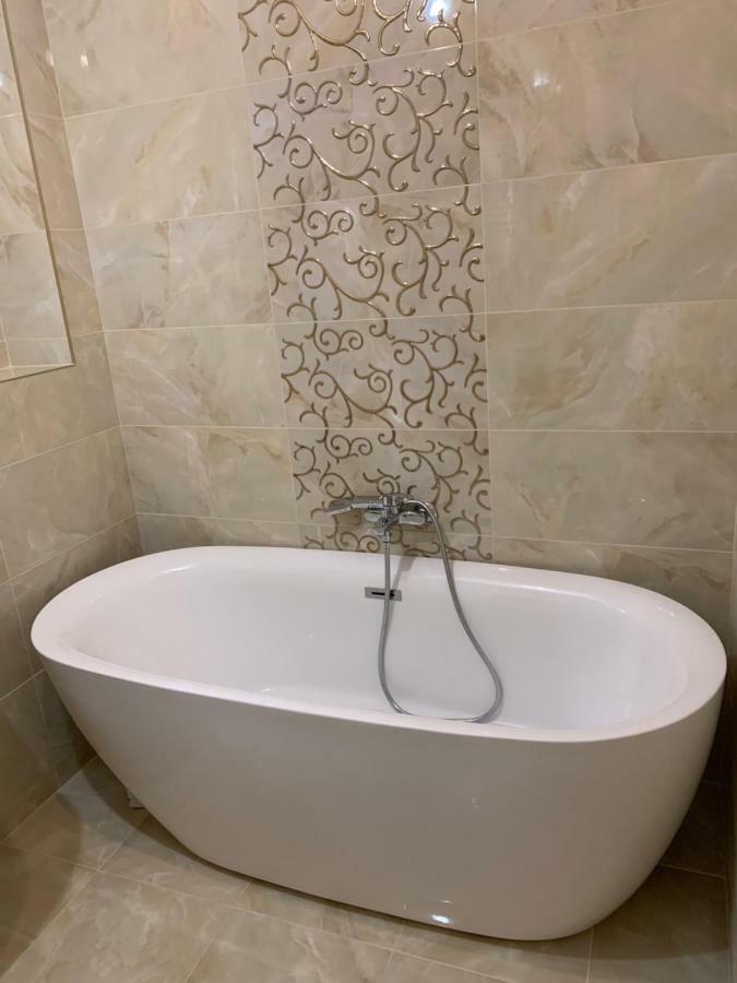 Apartament Micsunelelor Cu Parcare Privata Яссы Экстерьер фото